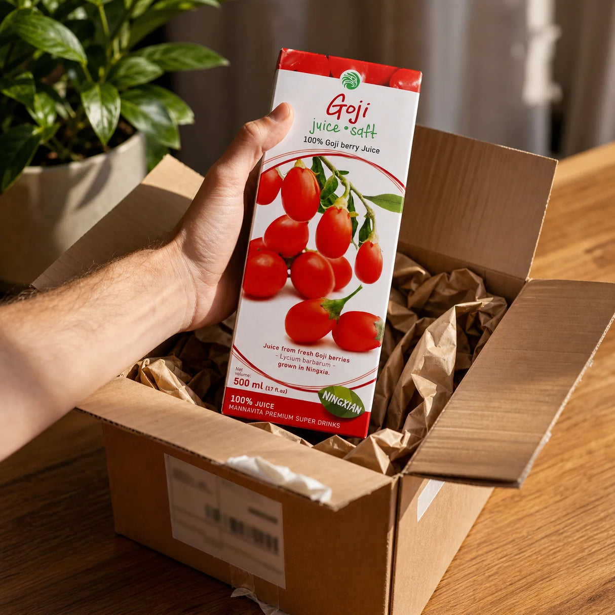 Mannavita • Χυμός Goji Berry 100% Πιεσμένος Καθαρός Χυμός • 500 ml